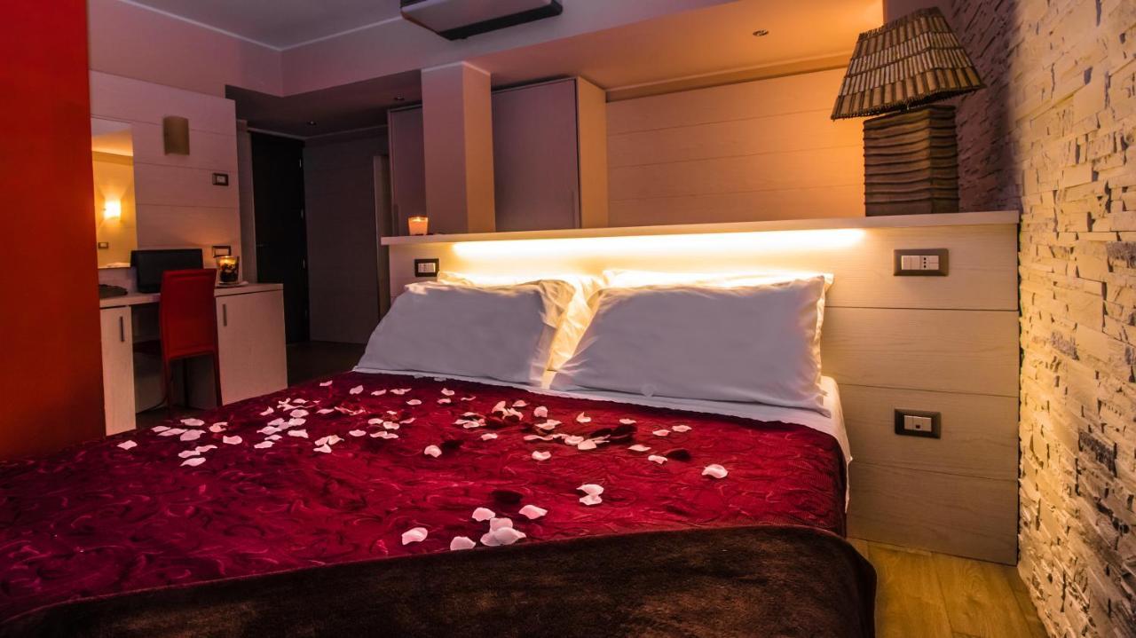 Hotel London 카톨리카 외부 사진